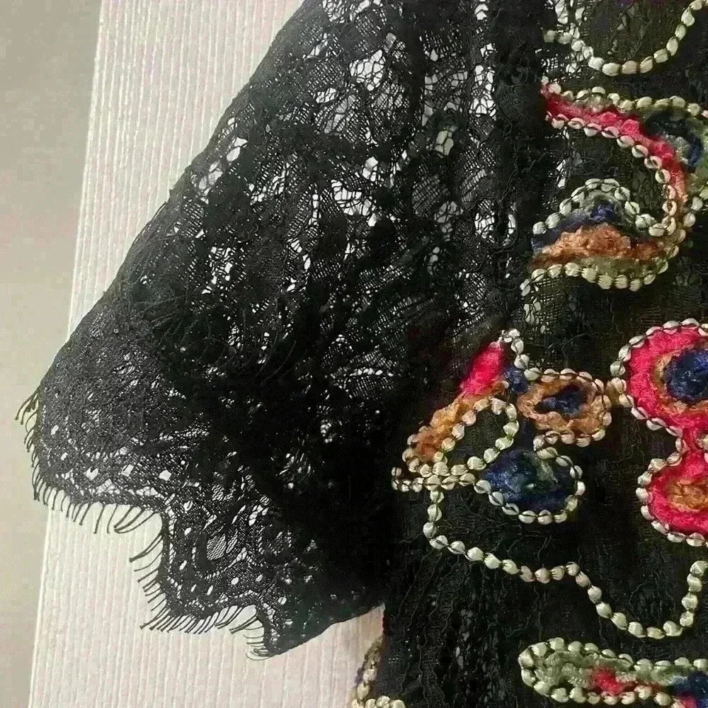 ZARA Lace Blouse With Beaded Embroidery - A59 - Picture 3 of 7